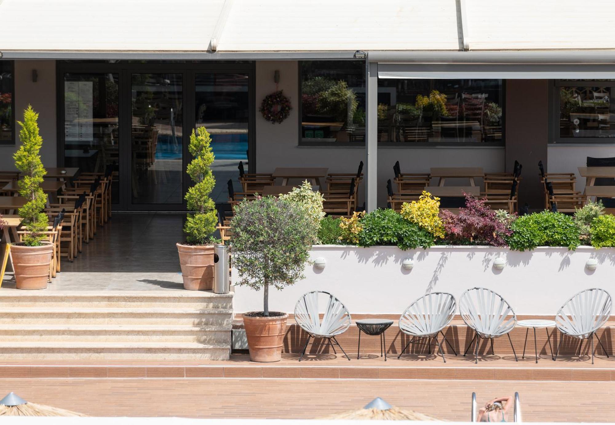 Hotel Simeon Metamorfosi  Exterior photo