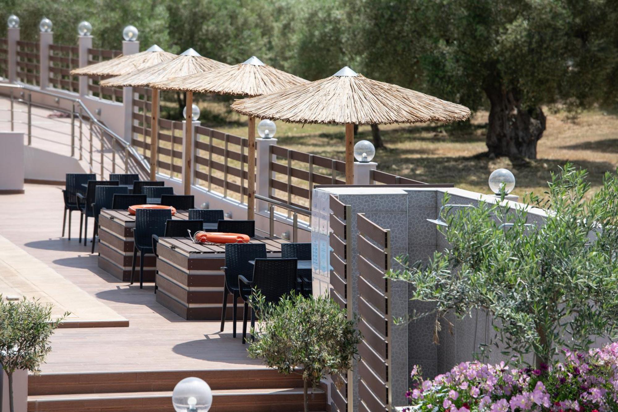 Hotel Simeon Metamorfosi  Exterior photo